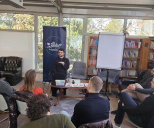 {{brizy_dc_image_alt entityId=